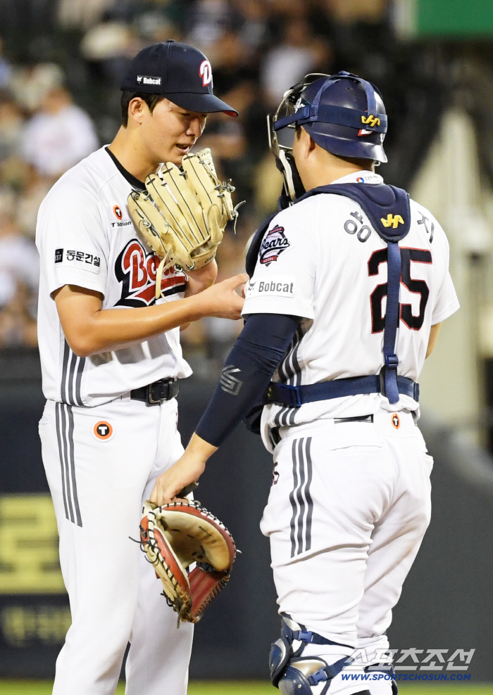 Such a situation was really hard. Acting manager Cho Sung-hwan's confession → Why he replaced a rookie pitcher just before the winning pitcher