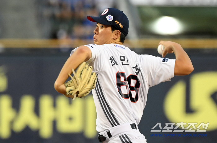 Such a situation was really hard. Acting manager Cho Sung-hwan's confession → Why he replaced a rookie pitcher just before the winning pitcher