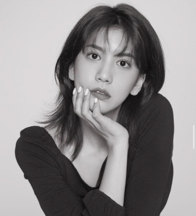 Yuju, please live a brave life without me He died leaving a suicide note..Today (28th) the 3rd anniversary