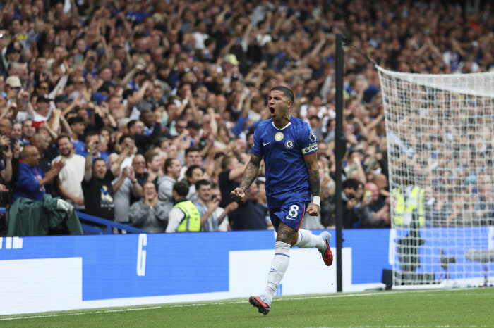  2-0 win over Fulham at Chelsea home! Pedruenzo's consecutive goals