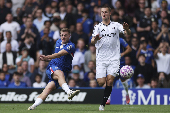  2-0 win over Fulham at Chelsea home! Pedruenzo's consecutive goals