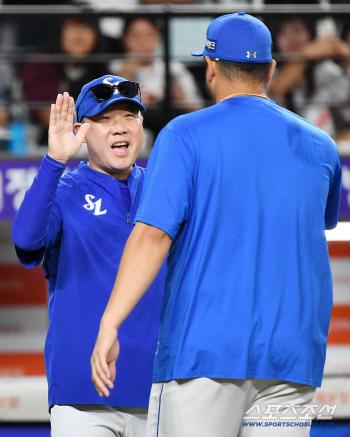 I was burdened with bullpen... The head coach also thumbs up! A.C.E's pitching was good