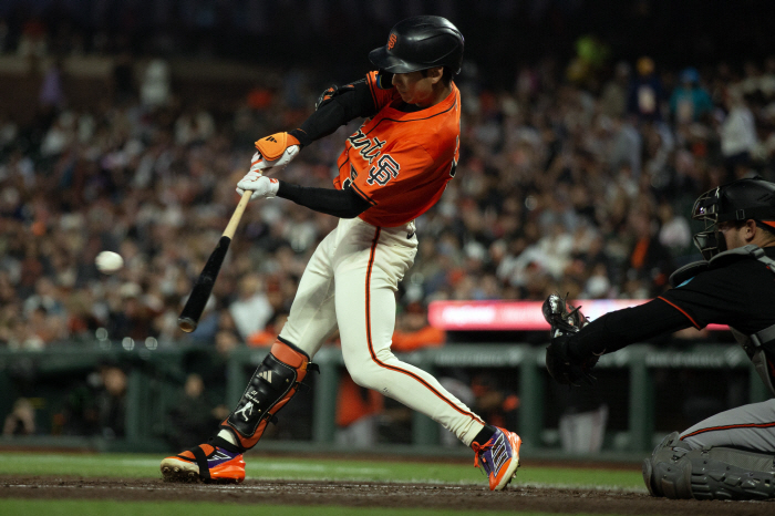 In scoring position, three strikeouts → three strikeouts → three strikeouts, Lee Jung-hoo homered twice on 5G consecutive hits, but disappointed stat management SF 158 BAL