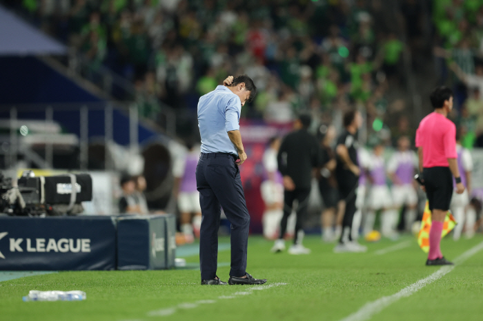  Ulsan is doomed! Lee Young-jae → Jeon Jin-woo 5 minutes in an instant, Jeonbuk Hyundai won the Derby 20 completely...Shin Tae-yong's third consecutive loss is also worried about Final B → promotion PO