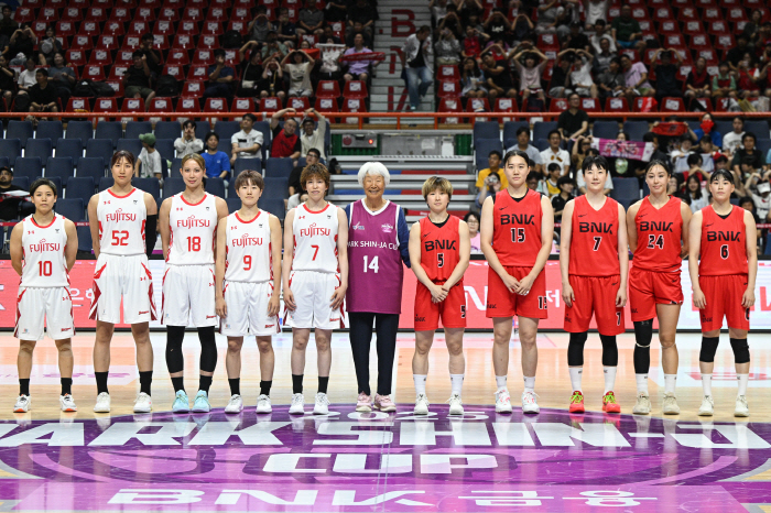 Legendary Park Shin-ja must be angry again...BNK loses Korea-Japan match to open Park Shin-ja Cup