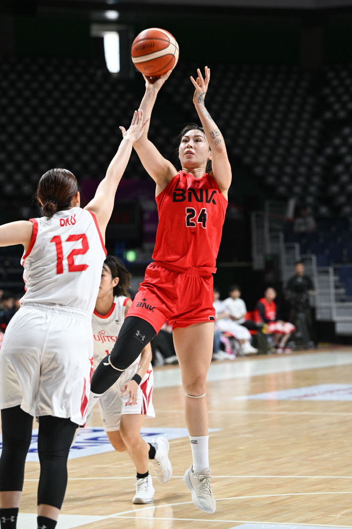 Legendary Park Shin-ja must be angry again...BNK loses Korea-Japan match to open Park Shin-ja Cup
