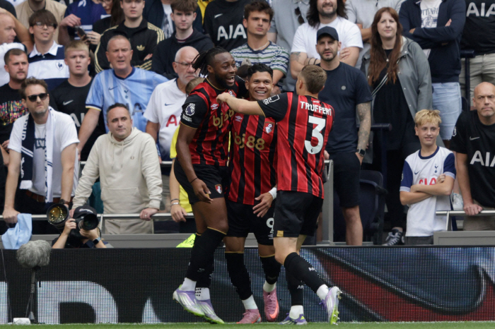 Heung-min, I think we're ruined again, one effective shot, Tottenham, booing home fans after the opening 3 games...First loss of the 01 season to Bournemouth with 17th place performance