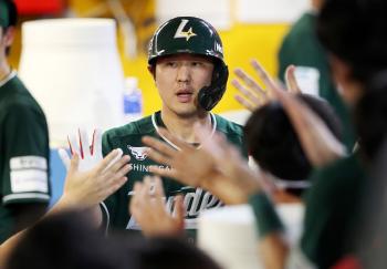 Full 11 billion guaranteed → The worst slump in career, but again, the KBO record is seen for the first time