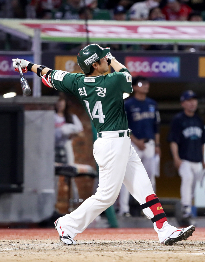 Full 11 billion guaranteed → The worst slump in career, but again, the KBO record is seen for the first time