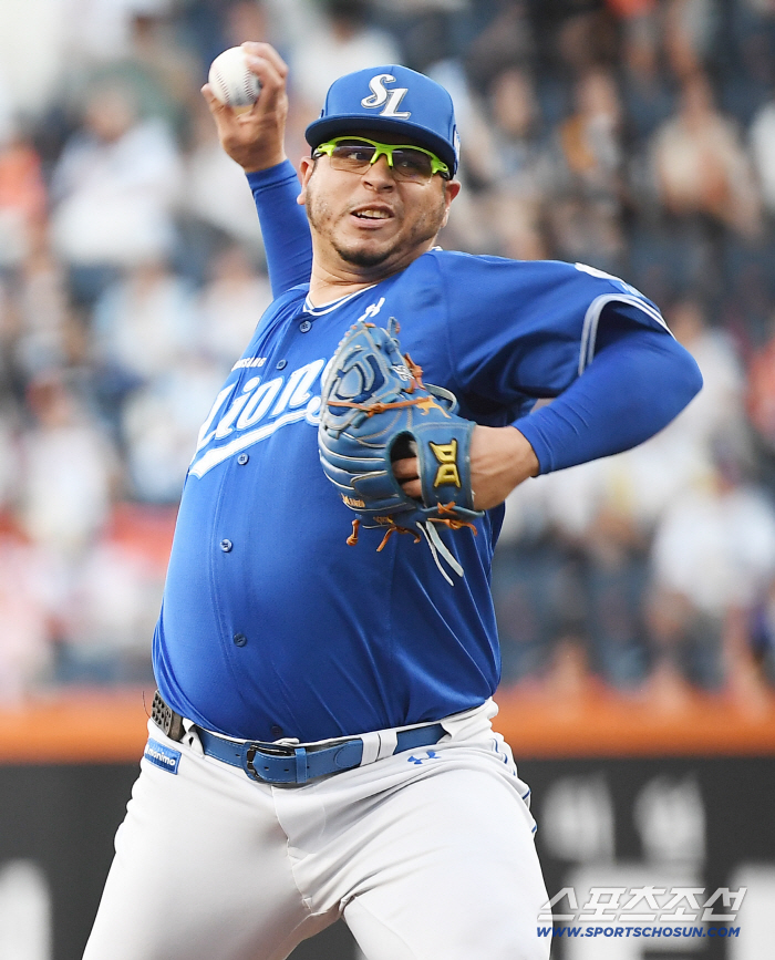 The ML Scout? I'm sure he's here to see a lot of different players…'I erased the coach's worries perfectly. This makes the ace sound.'