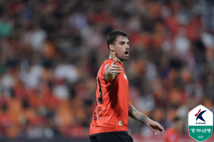 Mo Jae-hyun's winning goal Gangwon won 10 games against Pohang for four consecutive wins and five games without loss (field review)
