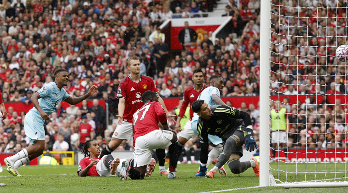 No problem with my tactics! Amorim, who lost to the fourth-division team in shock, saved by Adjeja AhmadManchester United win 32 against Burnley after reporting their first win in four games