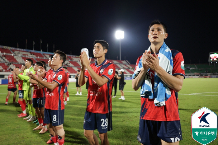  It won't be easy, but I'll try my best with the attack Coach Chung Jung-yong's will change the team in October, and there will be players who will burst their potential