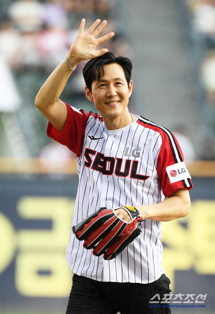  Lee Jungjae, world class
