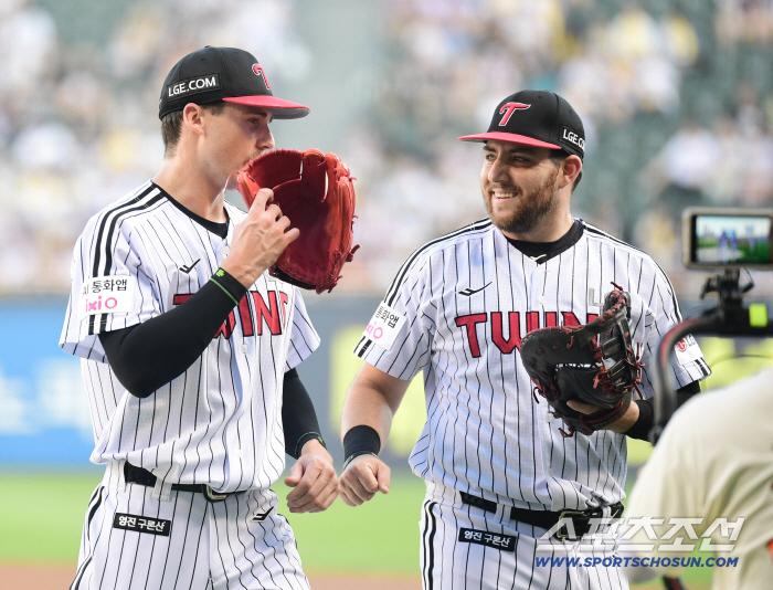 Throwing better in a crisis The hit rate is 0.186, and the score is 0.000 iron wall, is this for real. All 4 wins ERA 0.36. Best player replacement recognized
