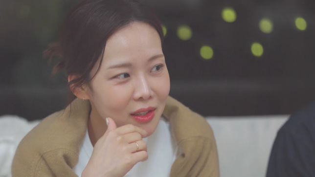 Yewon is in full term at the time of his divorce, and not for his ex-husband I knelt down and prayed (Dol Singles 7)