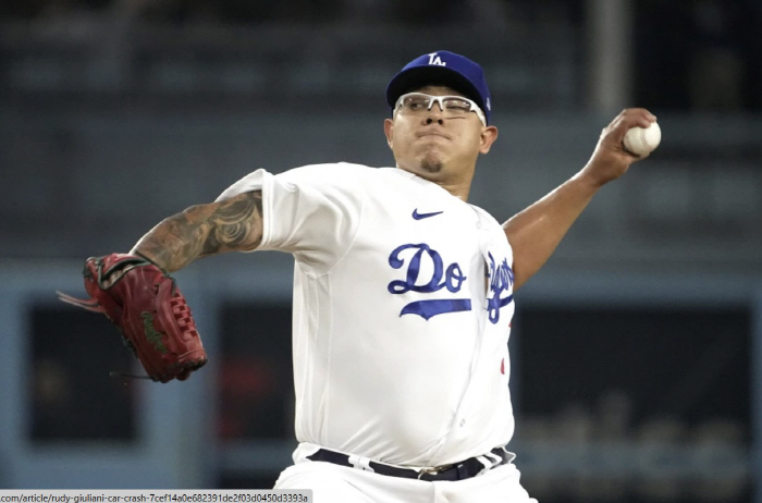 In 2019, the three young guns following Ryu Hyun-jin collapsed one by one and scattered LAD prospects here and there 