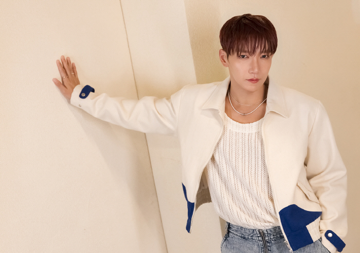  Jun.K. SJ's 20th anniversary comeback, I envy you...I should hurry up and do something for 2PM