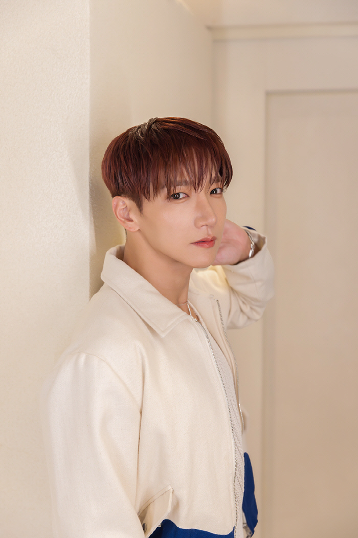  Jun.K. SJ's 20th anniversary comeback, I envy you...I should hurry up and do something for 2PM
