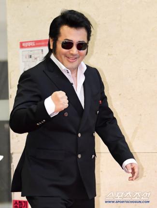 Kim Bo-sung, an incurable disease while battling a rare and incurable disease, will die without knowing it (group club)