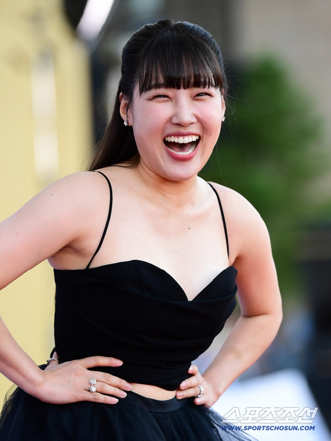 Lee Eun-ji confesses for the first time to manipulate stocking broadcasts...The writer asked me to pay 10 million won in debt