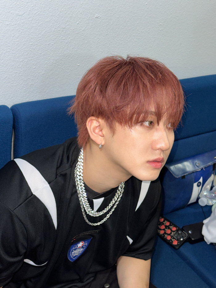 Look for all the clips…Stray Kids' Changbin and Yang Sechan have great sense of fan sentiment. (TalkPaperone)