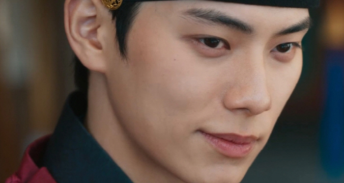 Namjoo's replacement..Lee Chae-min, the chef of the tyrant, appears in the historical drama version of a dark horse