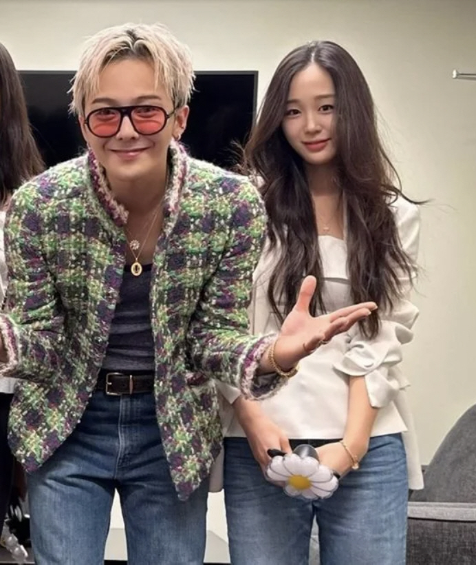Big Bang's G-Dragon and Daelim's 3rd generation Lee Ju-young are friendly. 