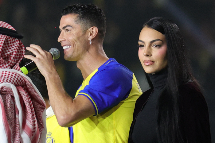 Come to Saudi Arabia! Is it not enough to be a player and owner? Ronaldo Is a Tourist Ambassador