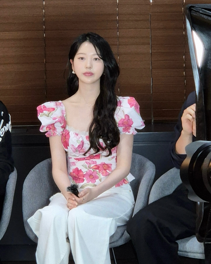 It's not Jang Won Young?Big Sister Jang Da-ah Proves Superior Genetic Proof With Her Same Beauty