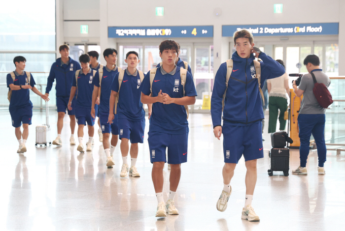 Lee Myung-jae and Hong, who returned to the national team after 10 months of the national team, know me best → Whether it's three-back or four-back, you have to do well