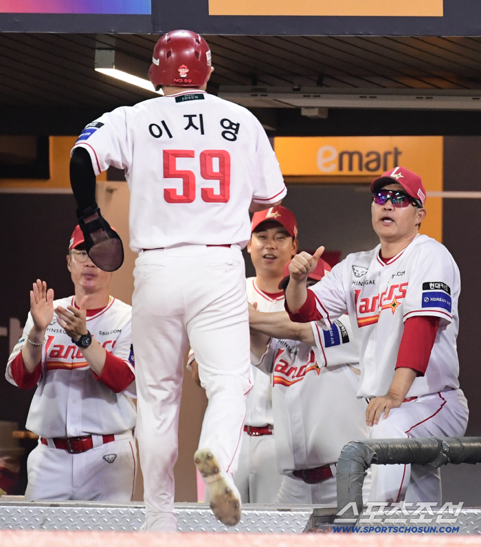 Lotte Samsung, are you watching?I'm going one step ahead of third place. Good balance between pitching and batting