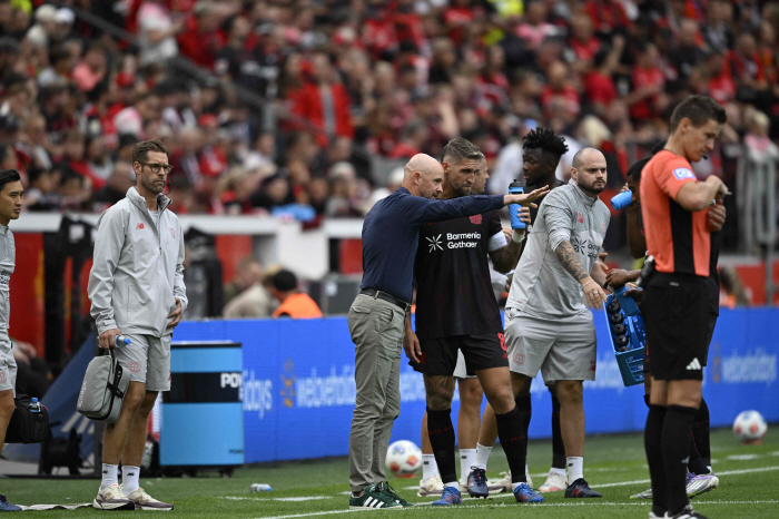 More humiliation → humiliation → shock replacement in the shortest two games ever, 62 days → What happened at Leverkusen