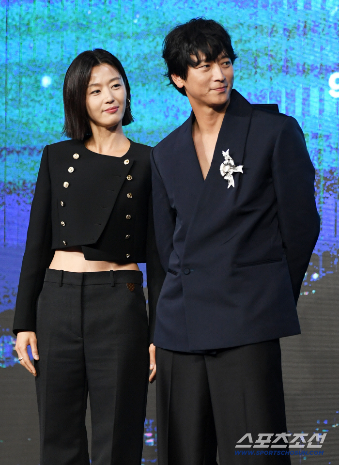  Jeon Jihyun Kang Dongwon, perfect visual