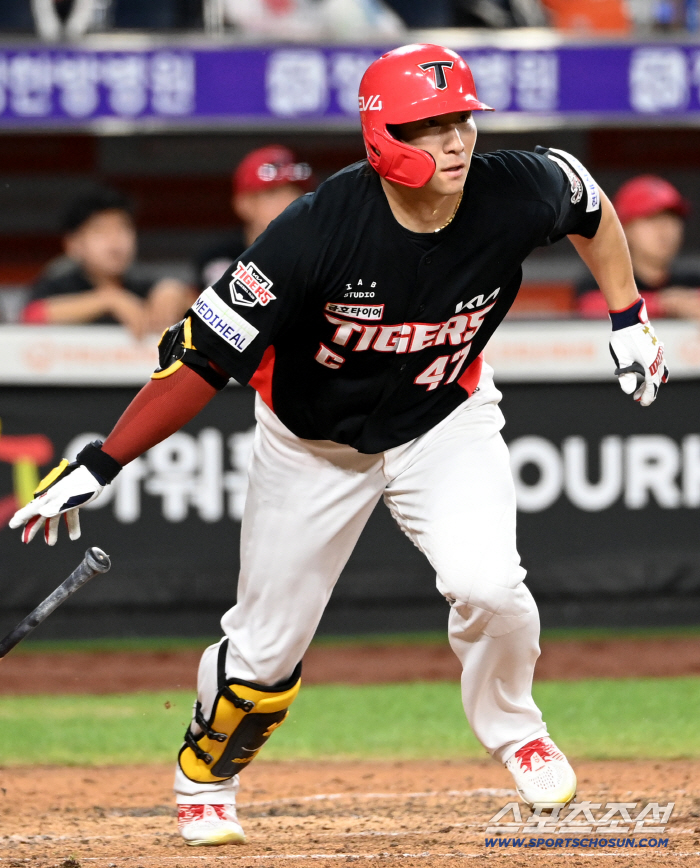  Na Sungbum's double, running fast