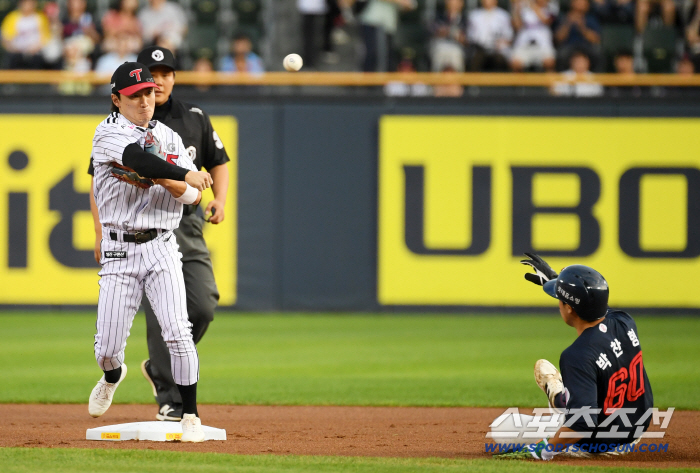  Shin Minjae's double play