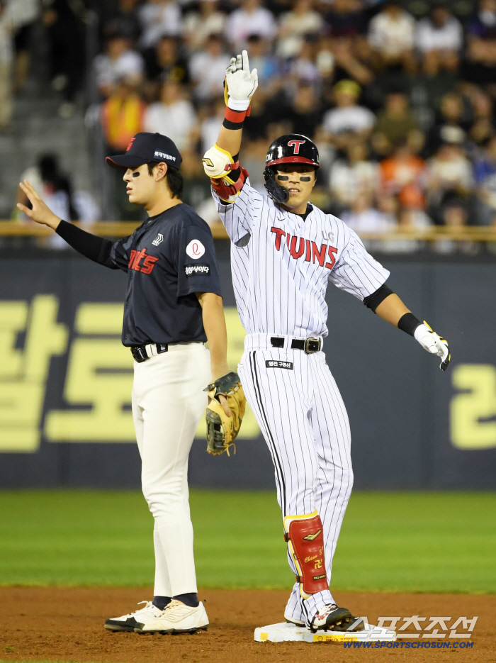 Shout out! Win the stepping stone. Chirinos 12W → Kim Young-woo 5H → Yoo Young-chan 20S LG, 3-2 Jin Sweat to Lotte in the 9th inning 