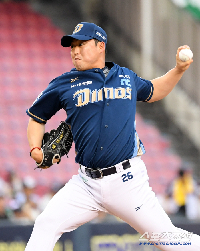 There's no giving up on fall baseball Park Se-hyuk, who turned it around, won a huge upset over NC and KT.