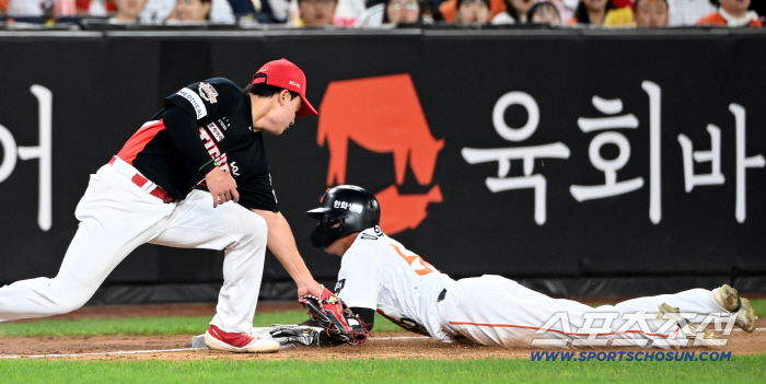 Why didn't I step on the base.. KIA's game exploded after the defense → 21 points tribute to Hanwha suffered a crushing defeat