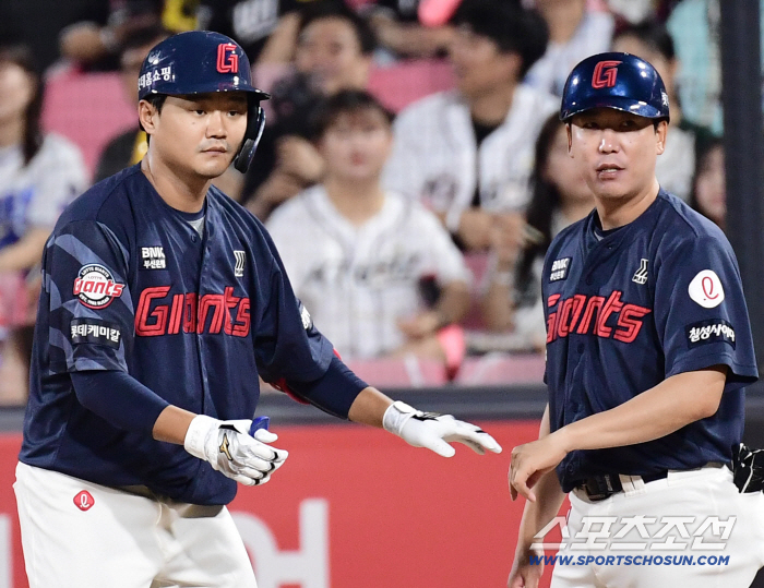 30→32→72→78→8→98. KT's fourth-place jump thanks to a finishing error. Lotte is in 6th place