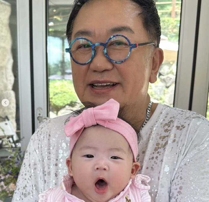 73-year-old Lee Yong-sik ♥ lost 19kg for his granddaughter..I lost weight, so I can't recognize you (apo TV)