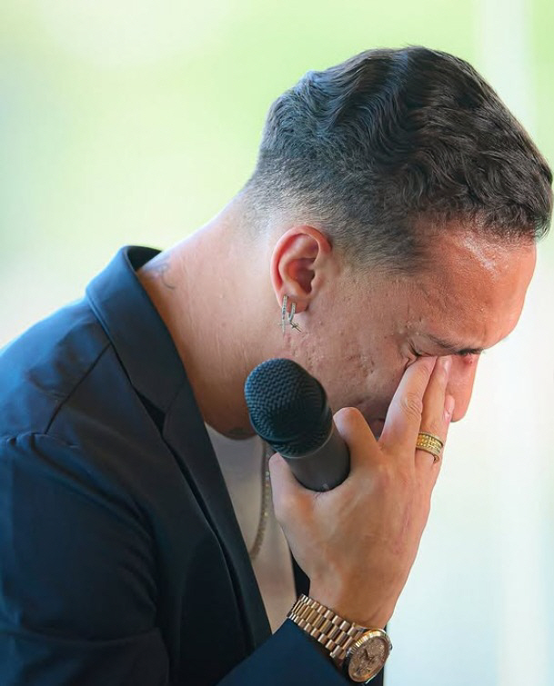 Did you hate Manchester United so much after being stuck in a hotel for 40 days, Antony shedding tears of emotion...159 Billion → 40.5 Billion Drops, Betis Seized