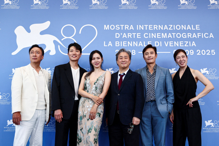 Even the Youngjin Committee can't help it..Director Park Chan-wook decides to submit to the Academy in the atmosphere of winning the Venice Award (Roundup)