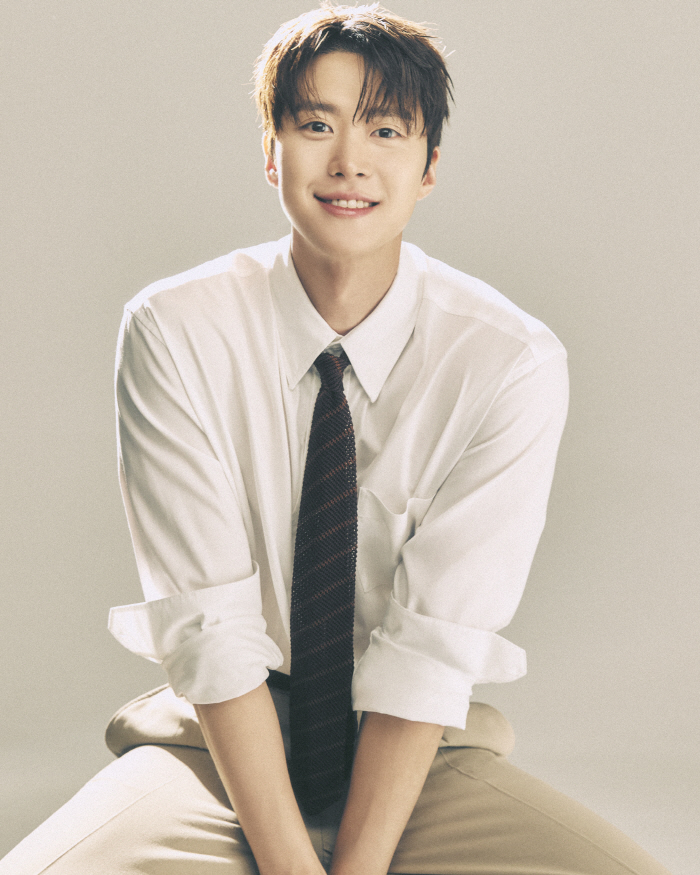  Diet  mask pack for perfect school uniform fit...Gongmyeong, who's in their 30s! Thank you for the compliment