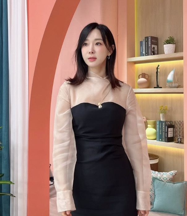 Lee Ji-hye wants to have up to five Dasan greed even if it's too much to pay for her two daughters' education, so she doesn't send her