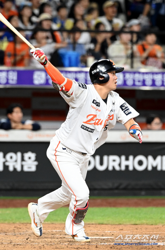  Ha Joo-seok turned the tables 4-3 with a sacrifice fly!