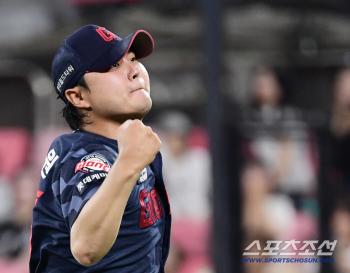  Jung Cheol-won's fist clenched as he escaped the crisis of losing a point
