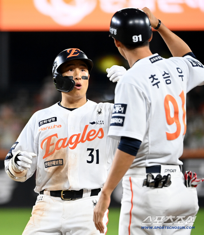 Ponce didn't win 17 games, but what do you think! 226K milestone  End of the 10th inning → Hanwha beats 65 NC and trails LG in 5 games