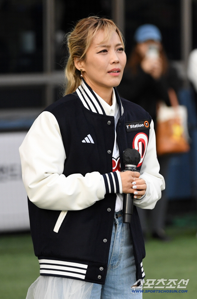  Sohyang confesses to divorce by Kedeheon...the end of a 25-year marriage