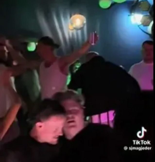 100 million pounds star, another bar sighting, is this good enough? Grealish, who was kicked out of Manchester City, drinks a 7-hour marathon at a Swedish pub as soon as he sees a revival in Everton